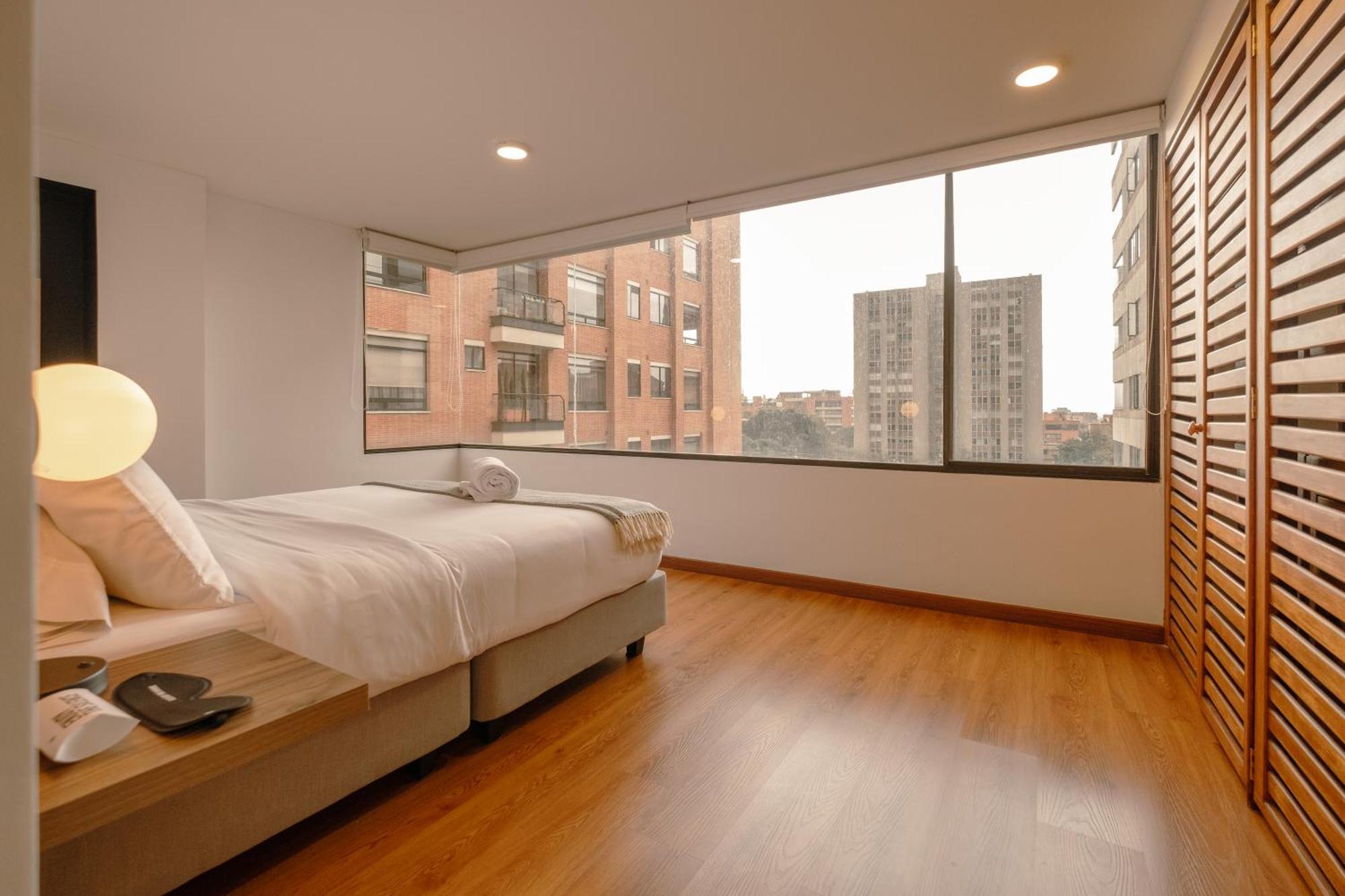 Penthouse Chicala Colombian Experience In Parque Virrey Apartment Bogota Luaran gambar
