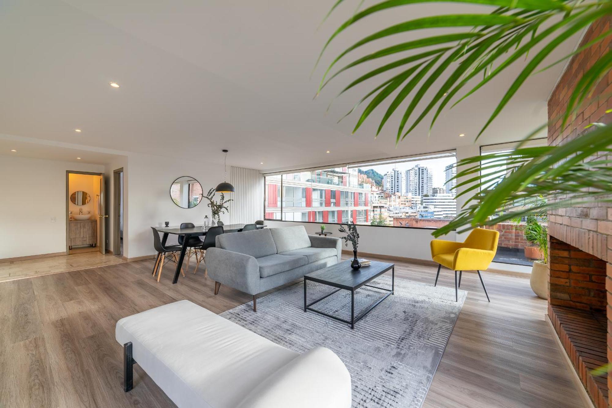 Penthouse Chicala Colombian Experience In Parque Virrey Apartment Bogota Luaran gambar